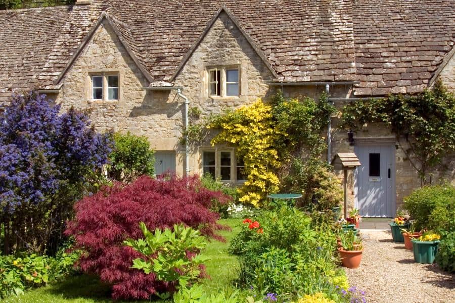 House Sitting Cotswolds UK