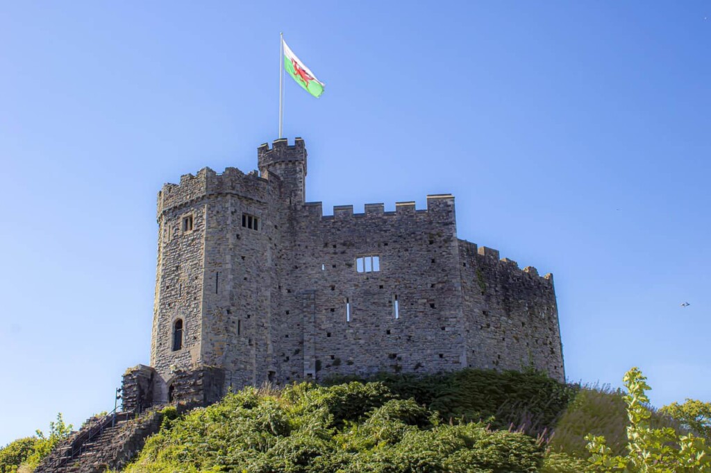  Cardiff Castle