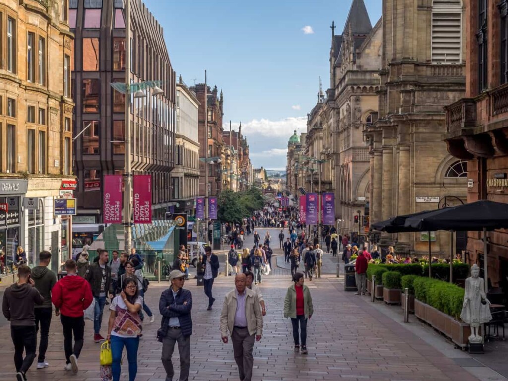 House Sitting & Pet Sitting in Glasgow, Scotland